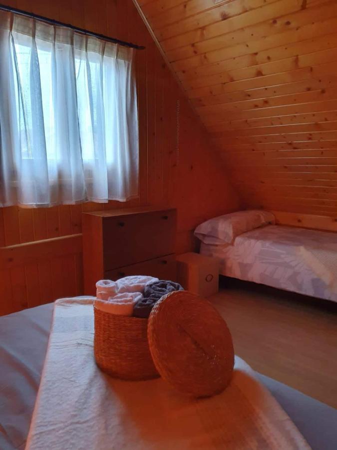 Cabana De Madera Especial Y Acogedora Cardenete Ngoại thất bức ảnh