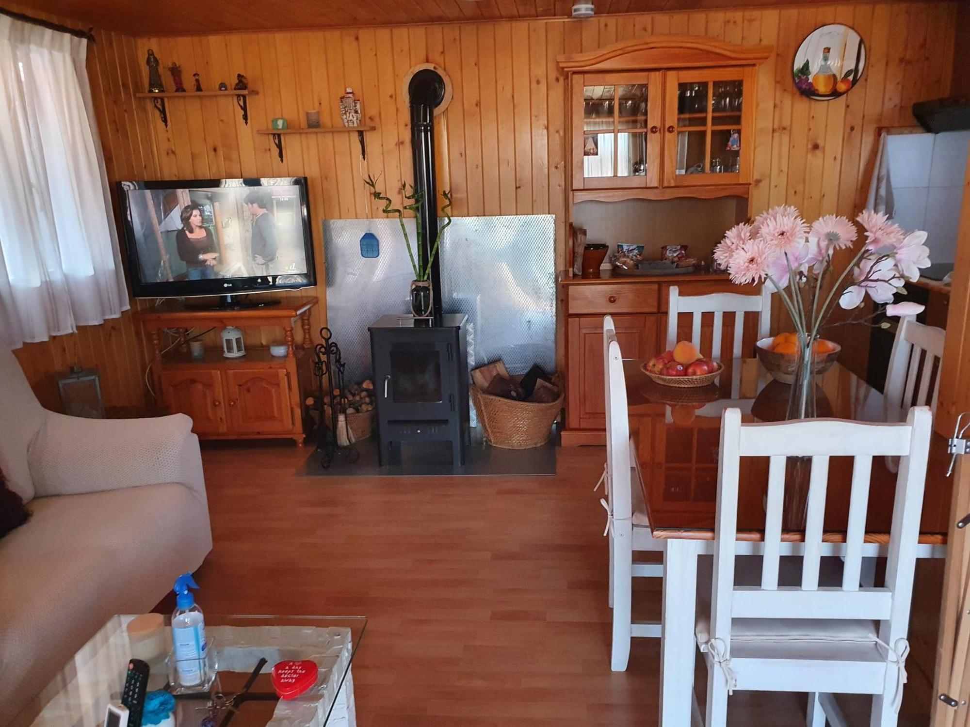Cabana De Madera Especial Y Acogedora Cardenete Ngoại thất bức ảnh